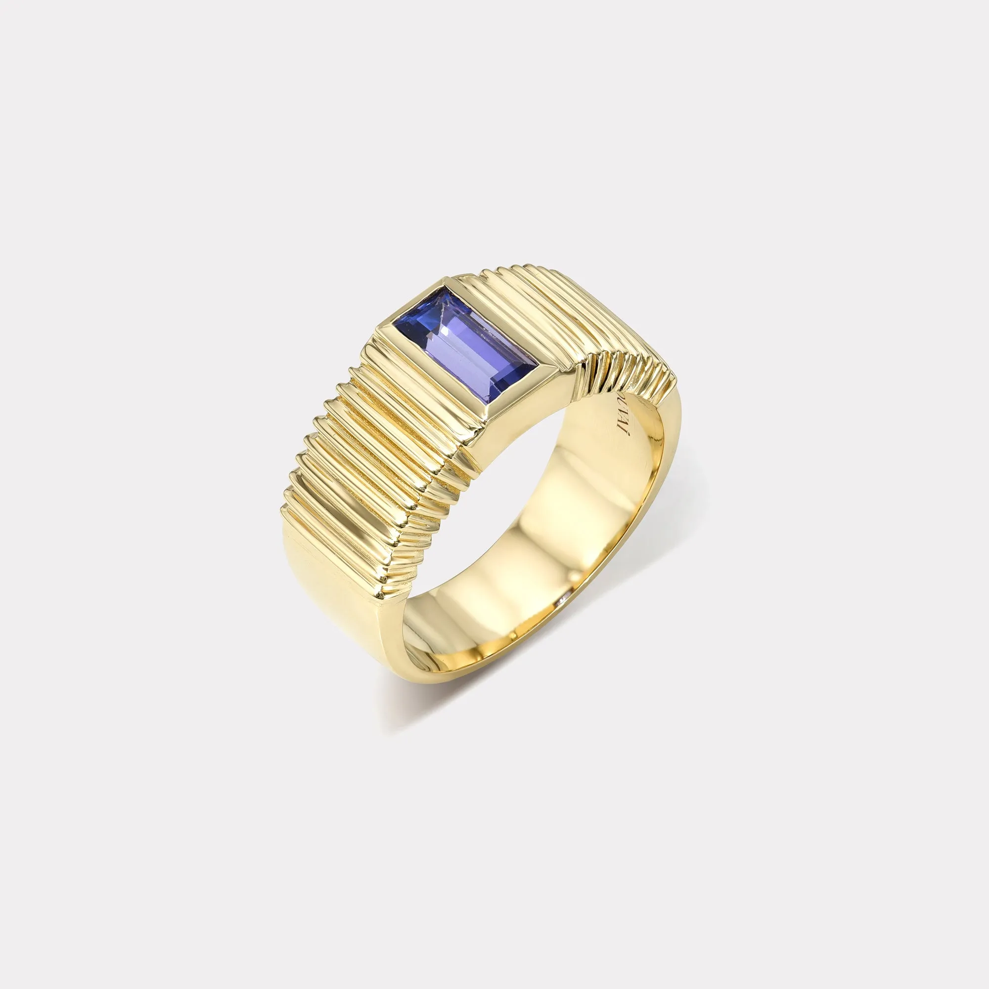 0.93ct Baguette Cut Tanzanite Pleated Solitaire Band