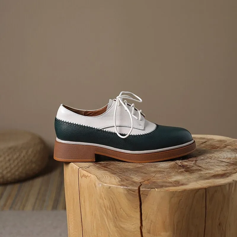 Leisure Vintage-inspired Vegan Leather Lace-Up Wingtip Oxford Shoes