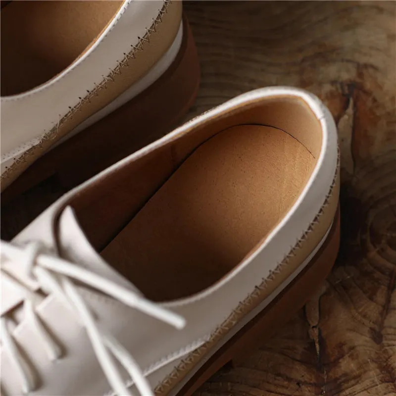 Leisure Vintage-inspired Vegan Leather Lace-Up Wingtip Oxford Shoes