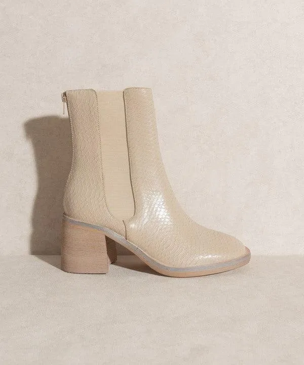 Olivia Chelsea Heel Boots