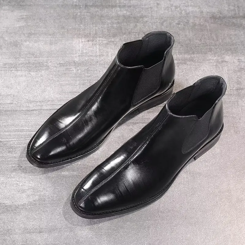 RomaChic Embossed Pointed Toe Chelsea Boots